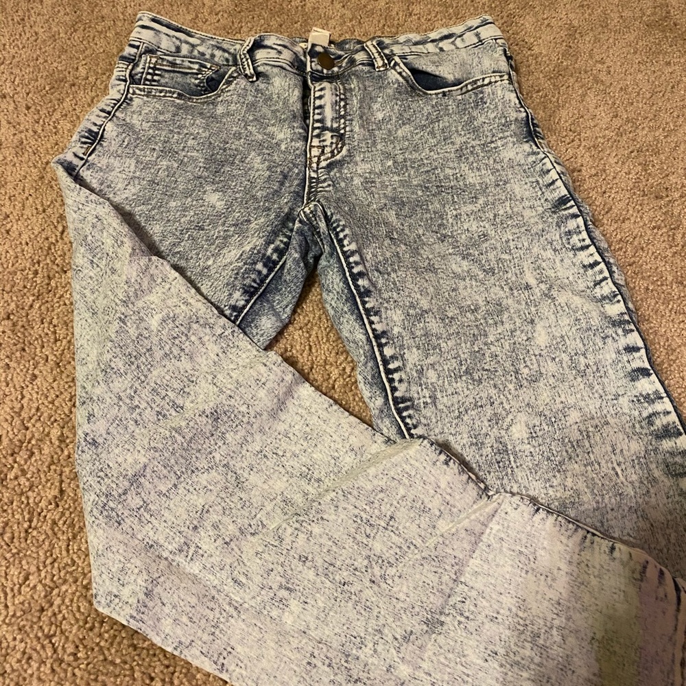 F21 Acid wash jeans